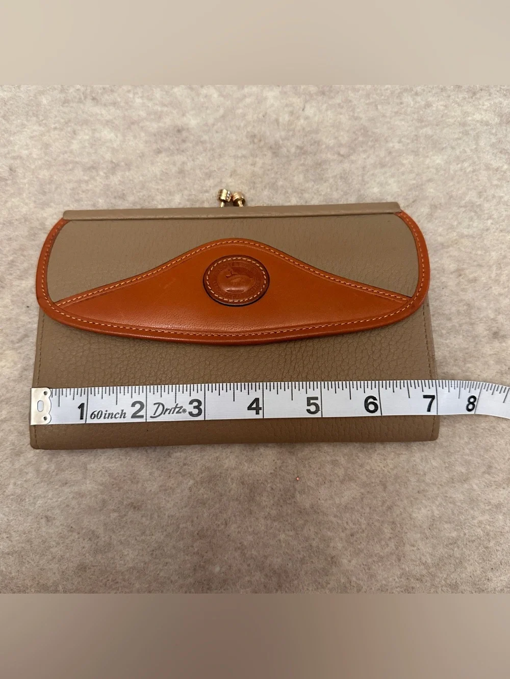 Dooney & Bourke Vintage Leather Long Wallet Taupe Brown Cognac Trim Kiss Lock